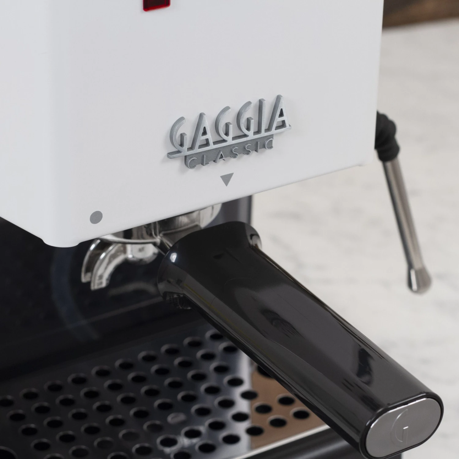 Gaggia Classic Evo Pro Espresso Machine In Polar White - Image 6