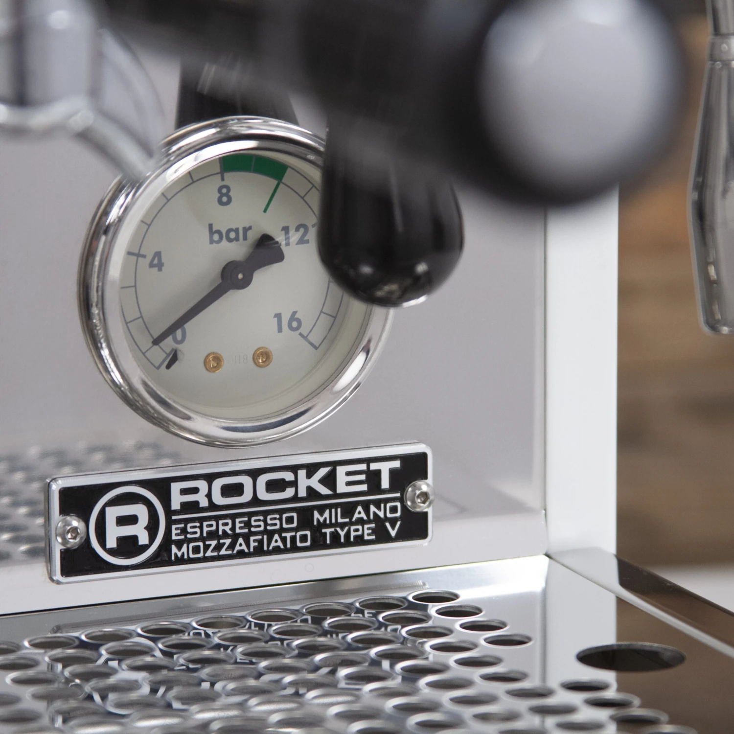 Rocket Espresso Mozzafiato Cronometro V Bianco Espresso Machine With Flow Control - Image 2